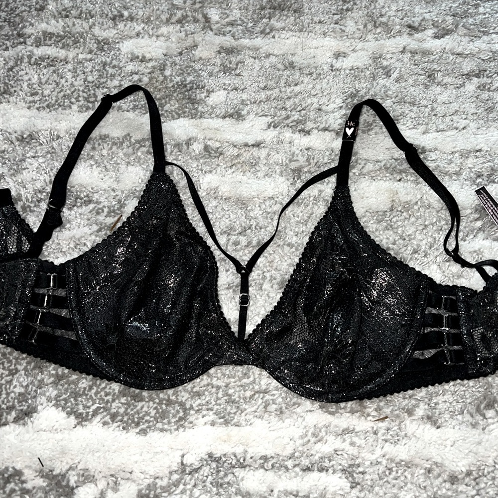 Victoria’s Secret bralette bra